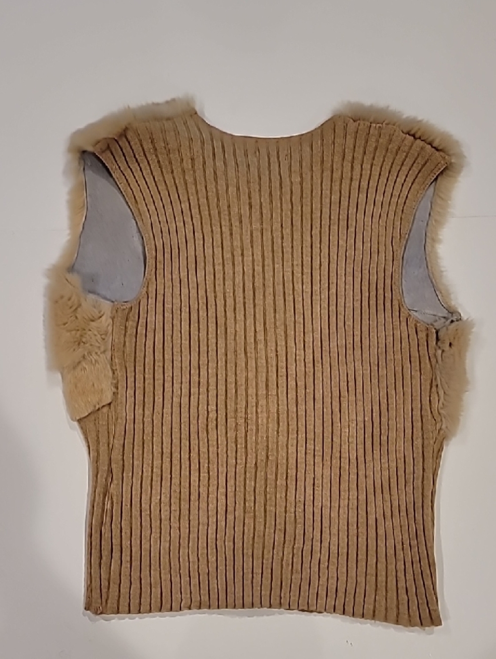 Arden B Rabbit Fur Ribbed Zip Vest Medium Beige - Picture 4 of 9